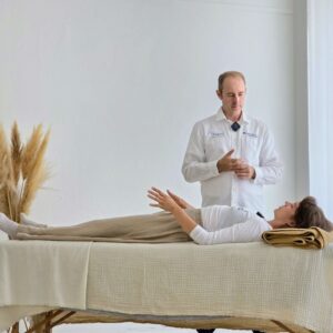 Helsinki - 28.3.2026 klo 12:00-15:30 - Fyysisen- ja Energiakehonhoito kurssien käyneiden harjoitushoitotapahtuma